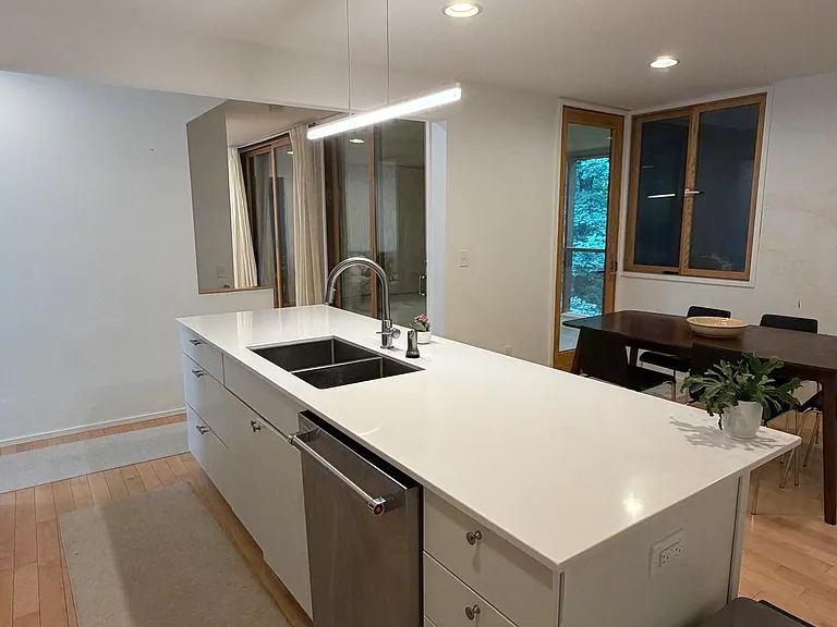 137 Baylor Ln — Photo 6