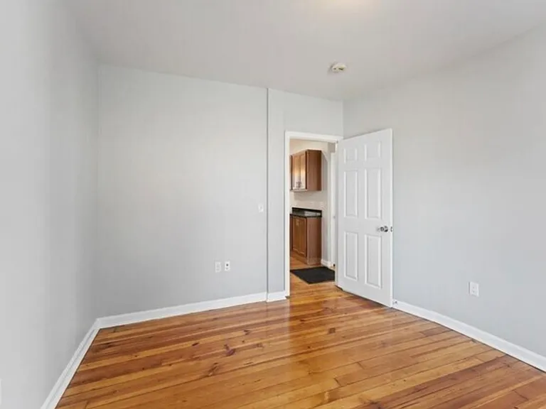 75 John St #1 — Photo 9