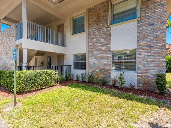 8317 Royal Palm Blvd #104, Pompano Beach, FL 33065