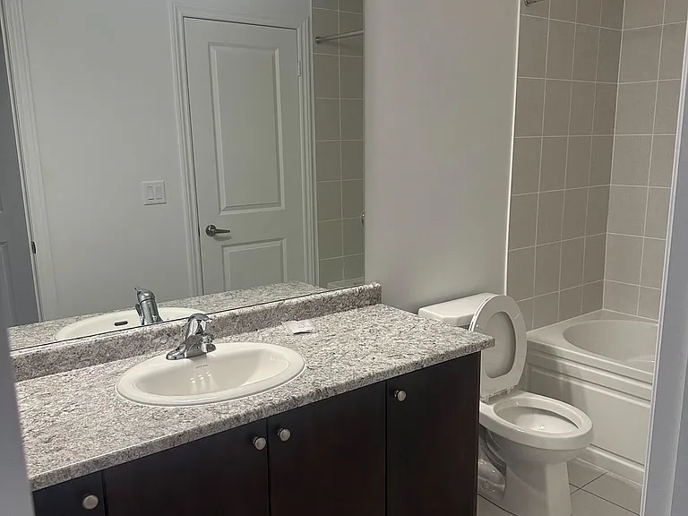 309 Russell St — Photo 11