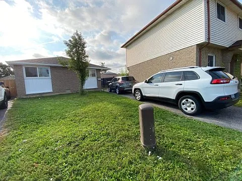 9908 Forest Glade Ct — Photo 14