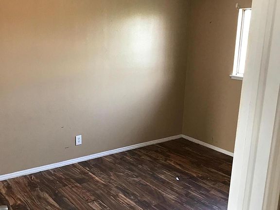 5th image of 7835 Broadway Dr