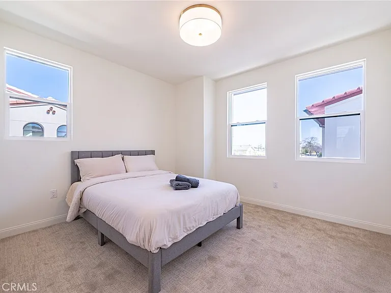 160 N New Ave #8 — Photo 15