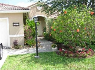 16271 SW 77th Ter, Miami, FL 33193