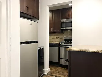 Rented by Lindemar LLC