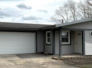 366 Riviera Cir, Valparaiso, IN 46385