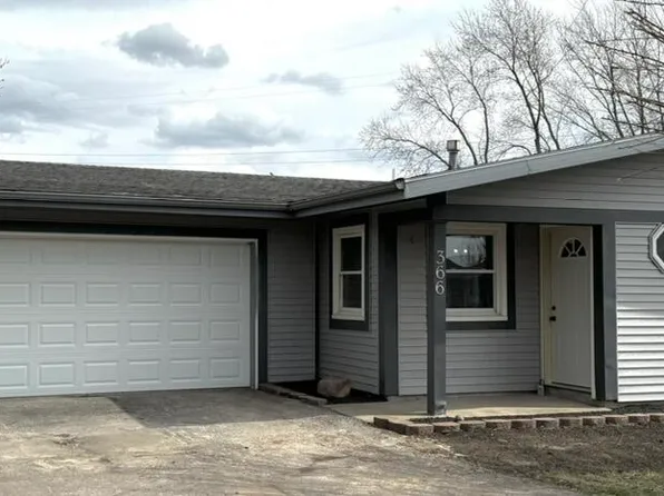 366 Riviera Cir, Valparaiso, IN 46385