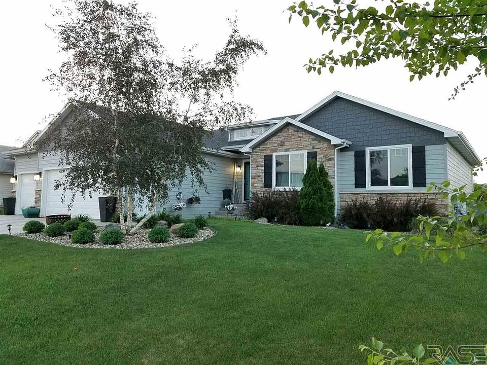 1st image of 2420 E Baxter Cir