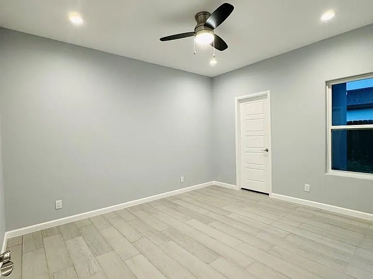2066 Saketa Ln — Photo 6