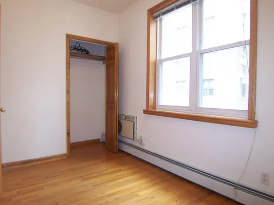 Rented by Town Residential | media 9
