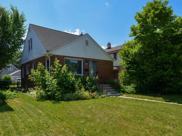 4623 W Fond Du Lac AVENUE, Milwaukee, WI 53216