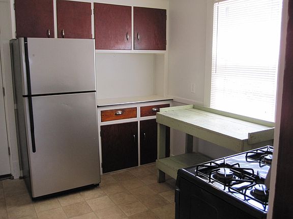 2nd image of 1316 Elizabeth Ave NW #1