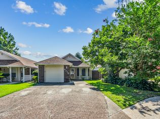 8110 Treetop Ln, Pensacola, FL 32514