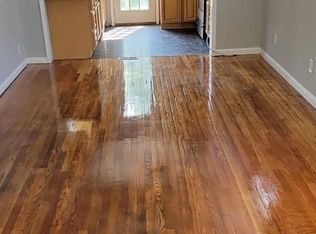 10306 Maddox Pl, Saint Louis, MO 63114