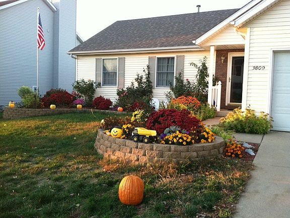 Front yard landscaping
