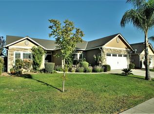 3102 N Carriage Ave, Fresno, CA