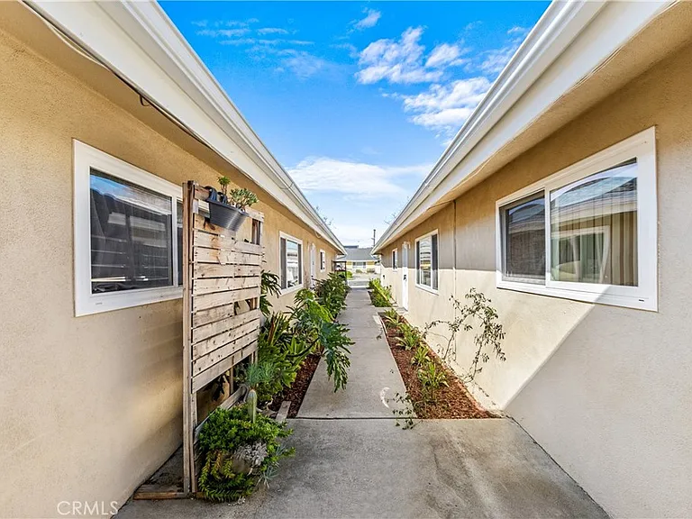 5932 Santa Barbara Ave E #B — Photo 27