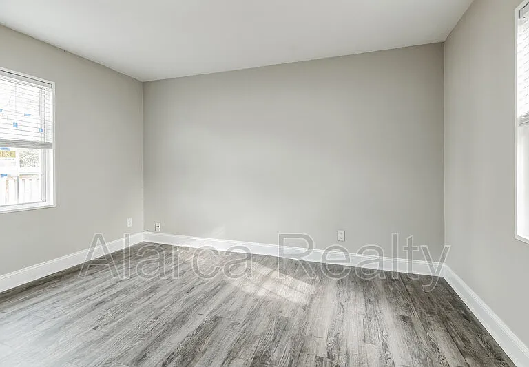 1219 Skyview Rd — Photo 11