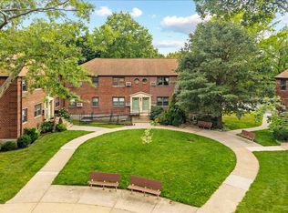 57-44 244th St #Lower, Douglaston, NY 11362