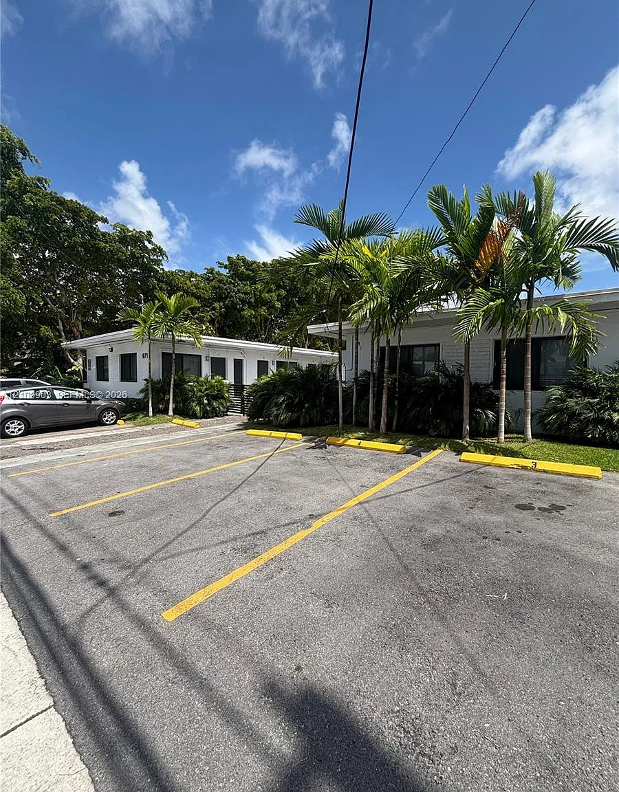 City Of Miami South — Photo 1