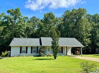 215 Hardwood Hills Dr, Centre, AL 35960