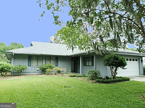2 Lauren Ct, Savannah, GA 31419