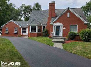 11315 Chicago Rd, Warren, MI 48093