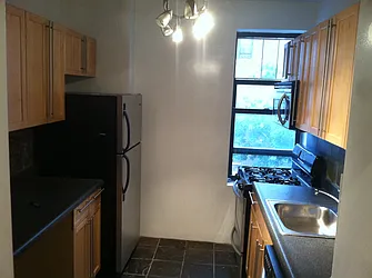 Rented by Rolling Stone Realty LLC