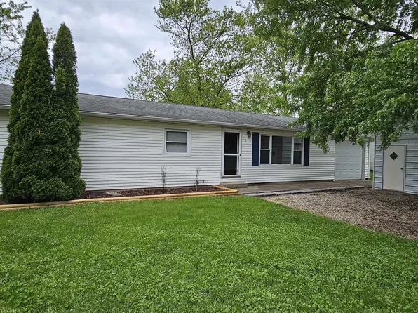 114 N Hickory Ct, Portland, IN 47371