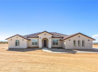11386 Tujunga Dr, Apple Valley, CA 92308