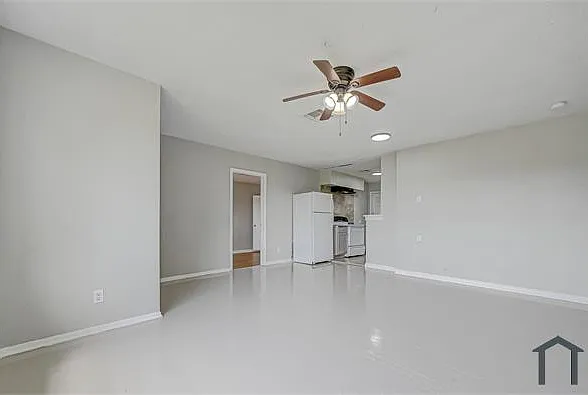 9709 Fairland Dr — Photo 5