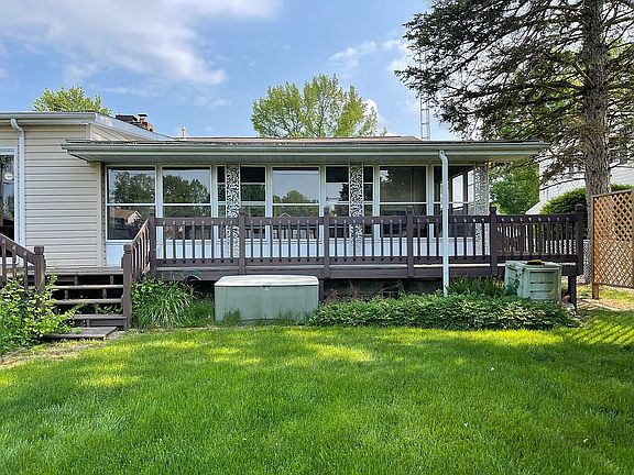 2nd image of 155 Nottingham Dr