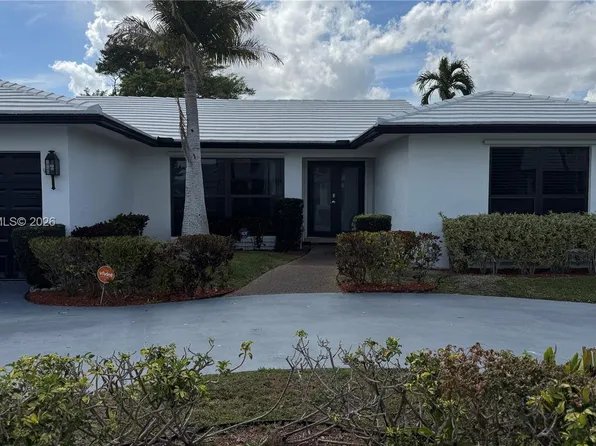 4905 Bayberry Ln, Tamarac, FL 33319