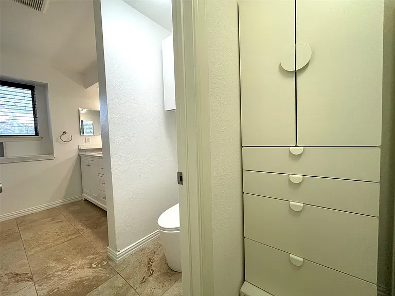 10431 Scotland Well Dr — Photo 20