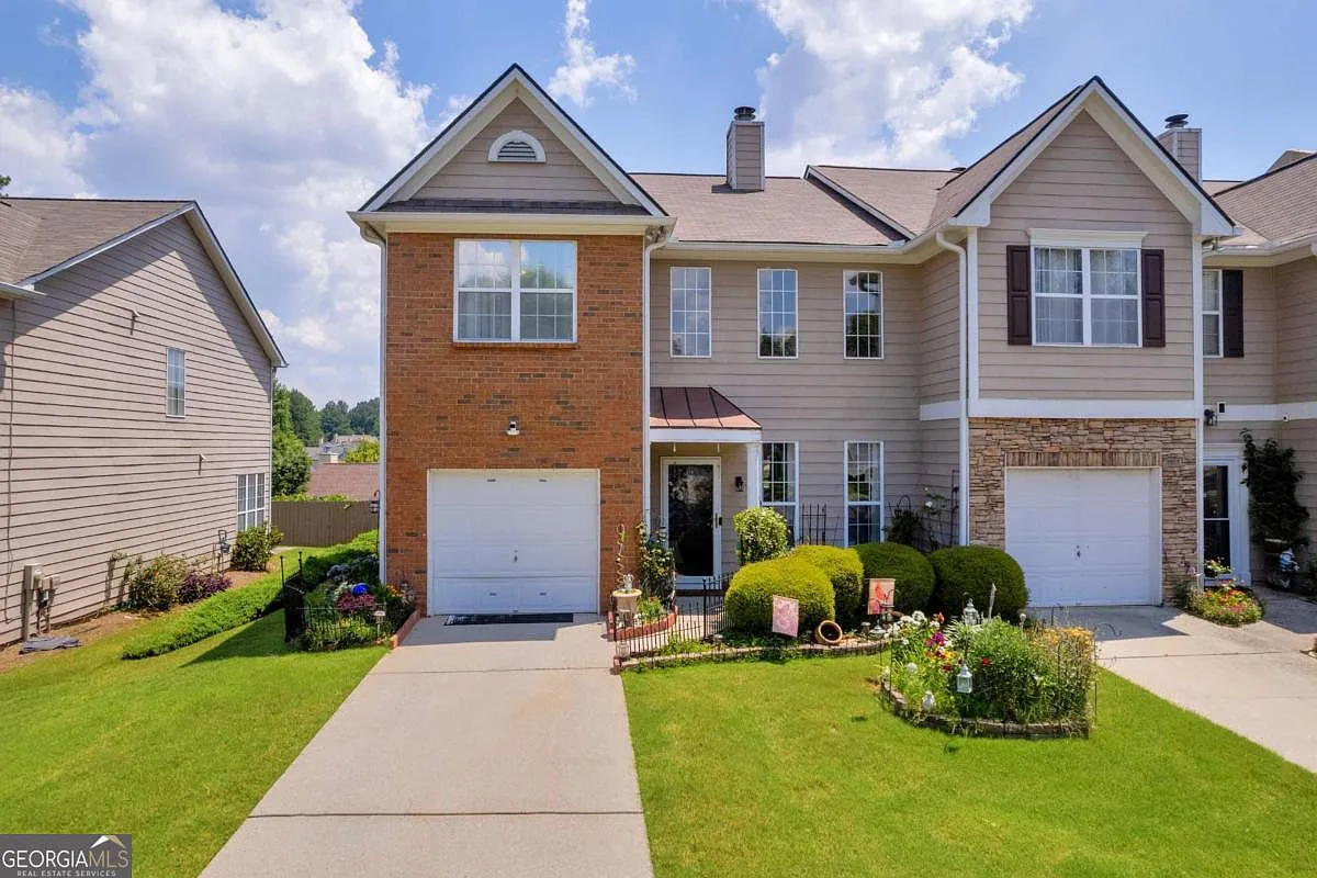 176 Oak Green Dr photo 1