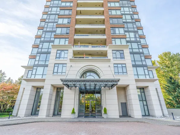 6837 Station Hill Dr #1003, Burnaby, BC V3N 5B7