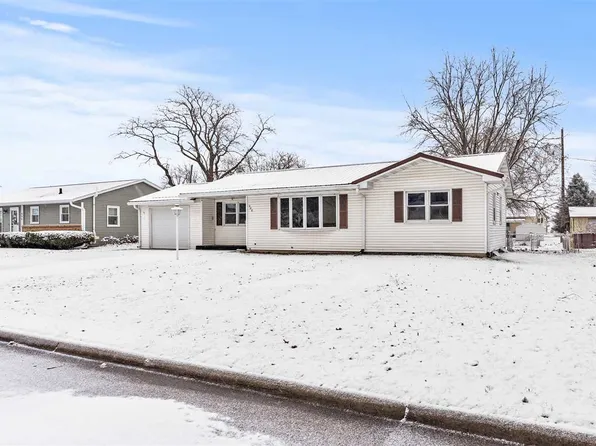 908 S 10th Ave, Washington, IA 52353
