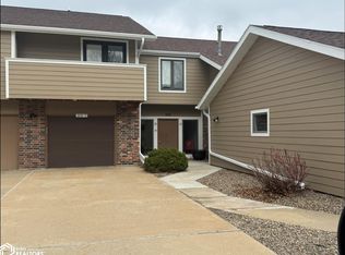 1703 E 14th St APT 22, Atlantic, IA 50022