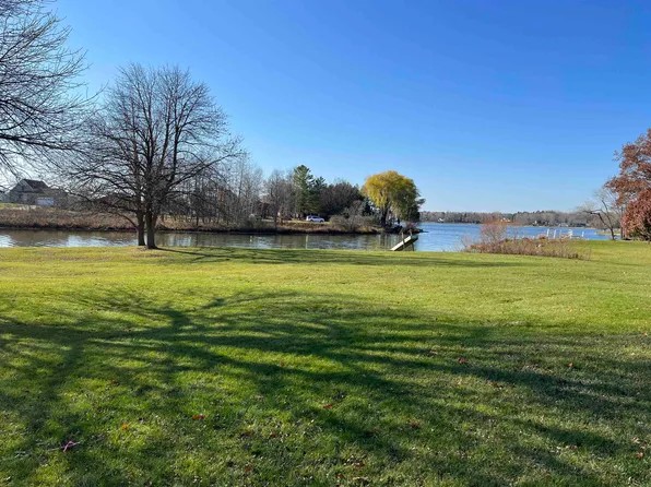 5225 Winchester Ways Way #103, Gladwin, MI 48624