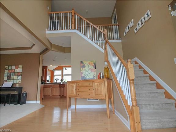 3rd image of 6013 Hus Cir