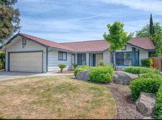 6376 N Forestiere Ave, Fresno, CA 93722