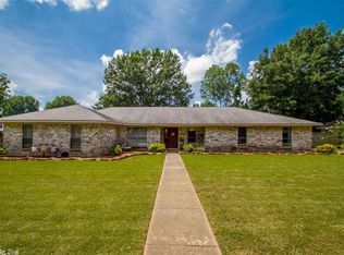 30 Privett Park Dr, Lonoke, AR 72086