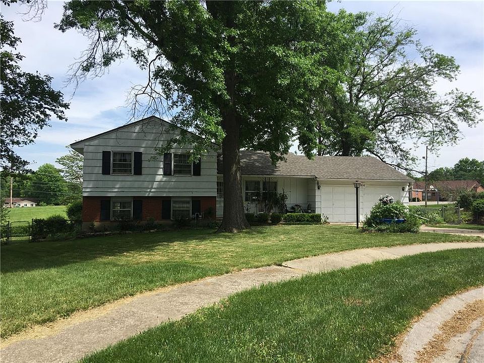 1st image of 1614 NE Northaven Dr