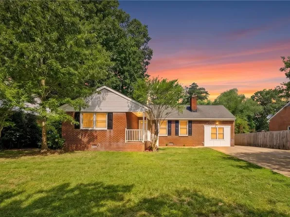 117 Gawain Dr, Newport News, VA 23602