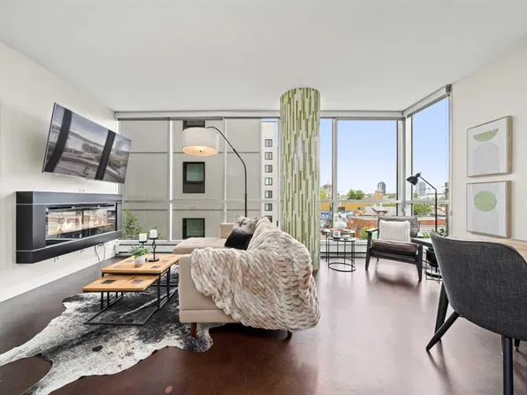235 E 9a St NW #411, Calgary, AB T2N 4H7