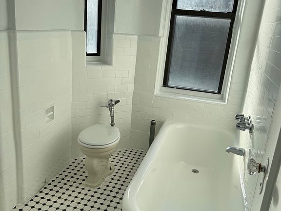 5th image of 144-32 35th Ave #C64