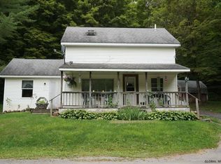 71 Halls Pond Rd, Salem, NY 12865