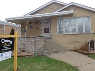 5526 S Massasoit Ave, Chicago, IL 60638