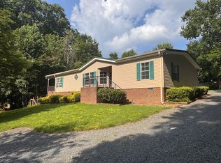 6777 Kerr Dr, Randleman, NC 27317