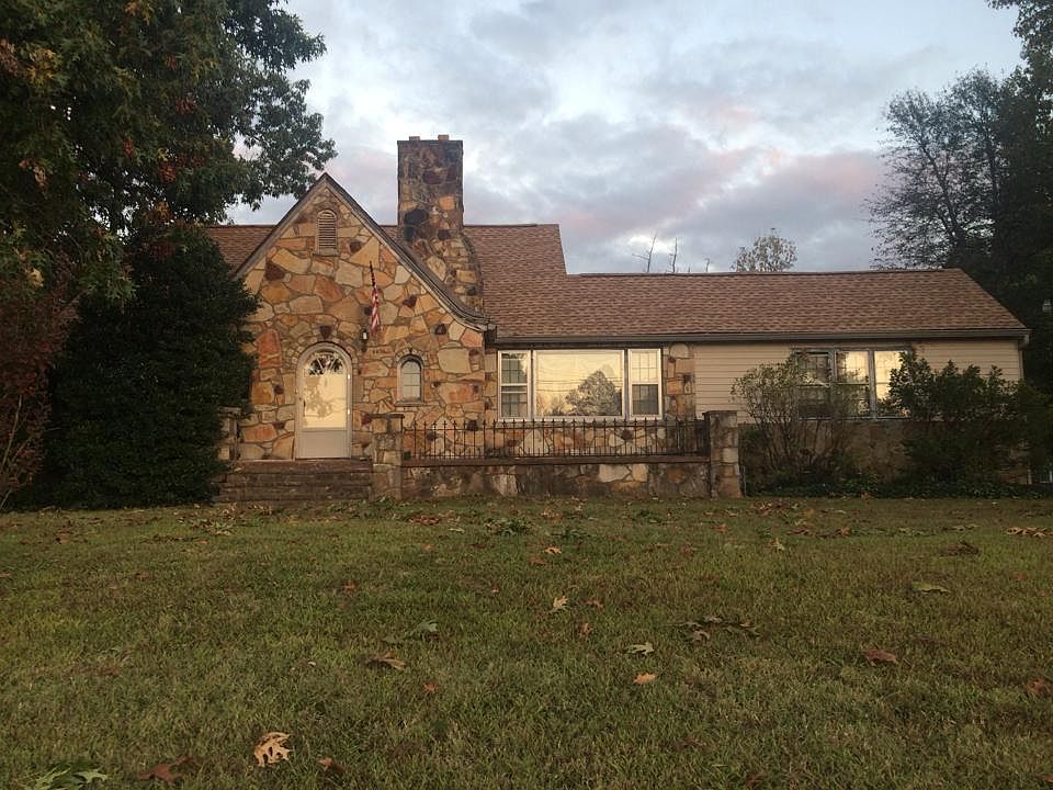 4830 Hanson Rd, Madisonville, KY 42431 Zillow